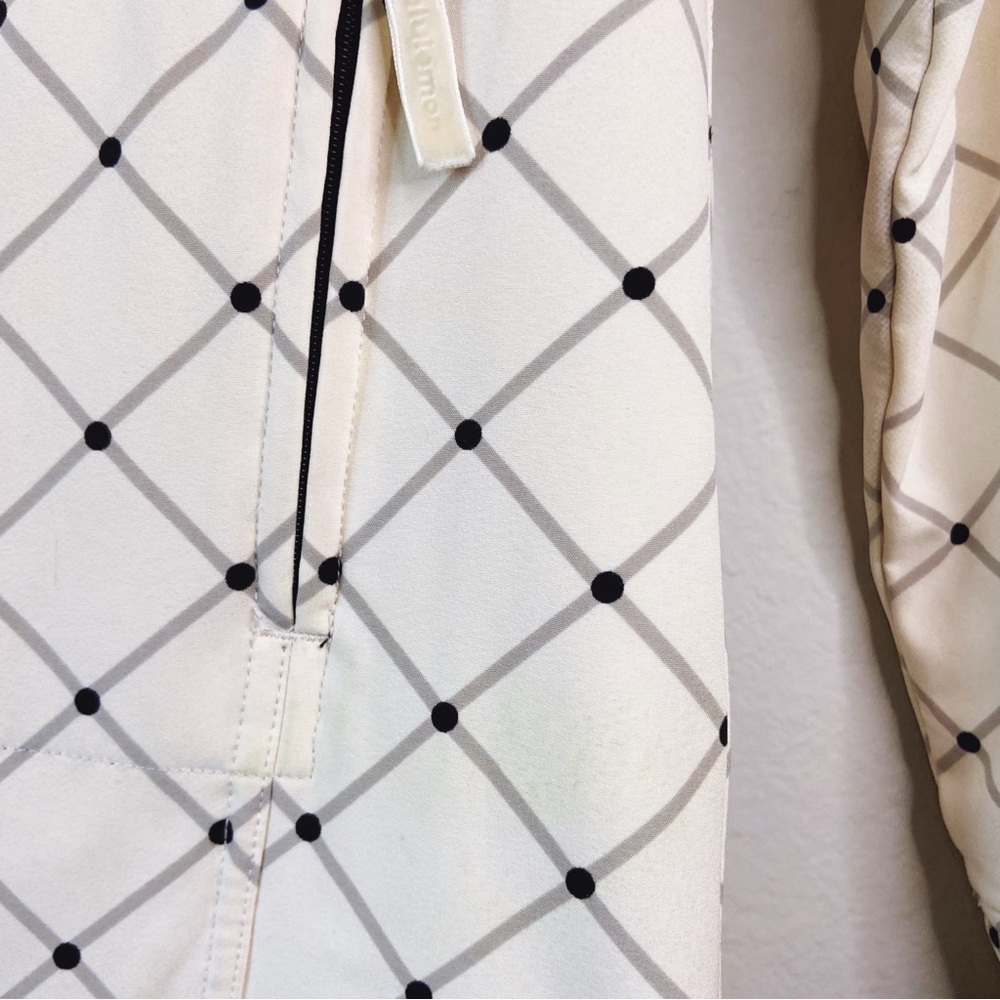lululemon athletica Cream Grid-Print Hooded Jacket with Black Trim - Picture 5 of 13